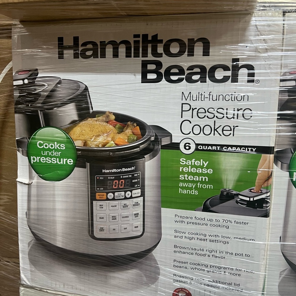 Hamilton Beach Silver and Black Pressure Cooker